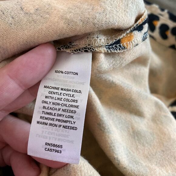 Nordstrom’s leopard flannel nightgown size small 100% cotton - Picture 5 of 8